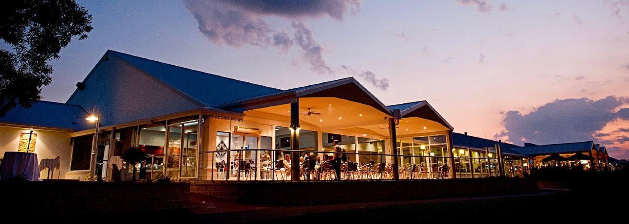 ヤラウォンガ マルワーラ ゴルフ クラブ リゾート エクステリア 写真 Clubhouse at the Port Lincoln Golf Club